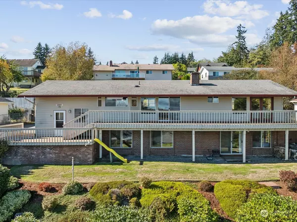 1887 Salal ST E, Port Orchard, WA 98366