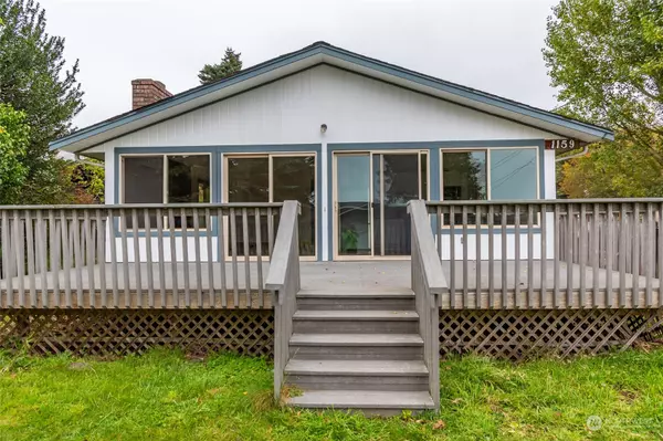 1159 S Lockwood DR, Coupeville, WA 98239