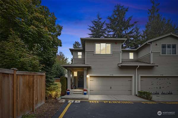 2733 197th LN SW #A, Lynnwood, WA 98036