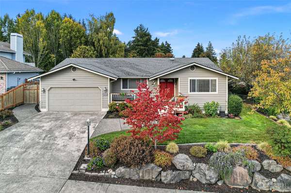 1875 Overview DR NE, Tacoma, WA 98422