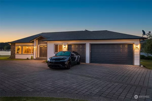 1558 Fairview ST, Bellingham, WA 98229