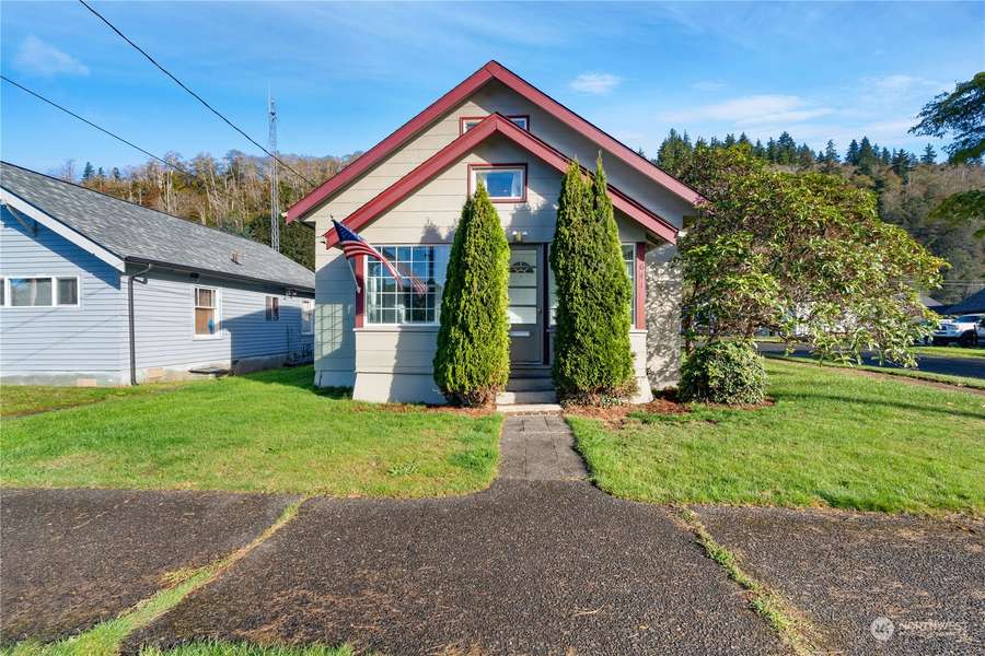 2641 Cherry ST, Hoquiam, WA 98550