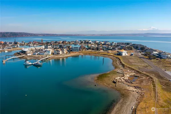 Ferndale, WA 98248,3910 Saltspring DR