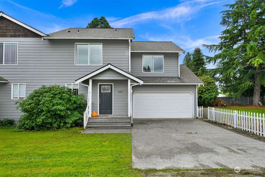 425 Rowland RD, Sedro Woolley, WA 98284