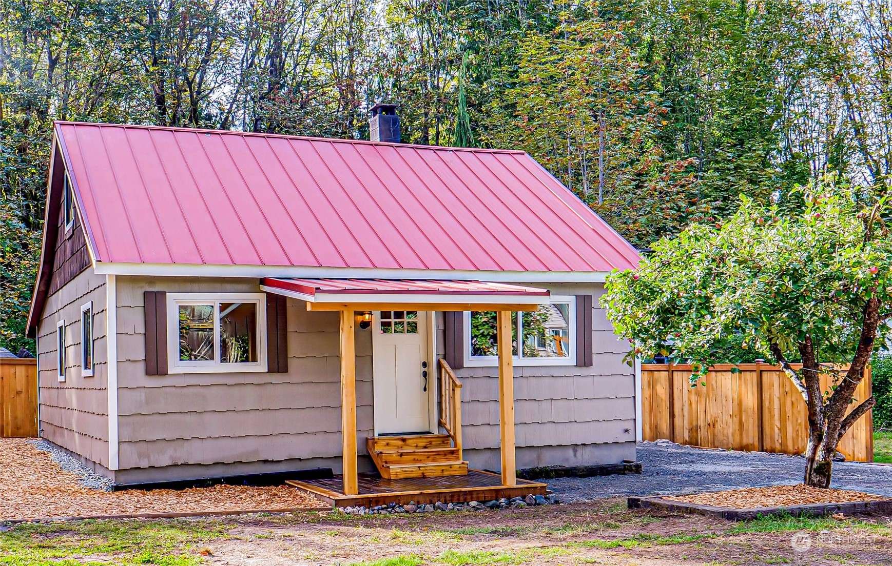 111 2nd ST S, Skykomish, WA 98288