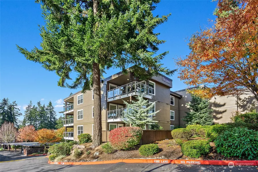 22910 90th AVE W #D402, Edmonds, WA 98026