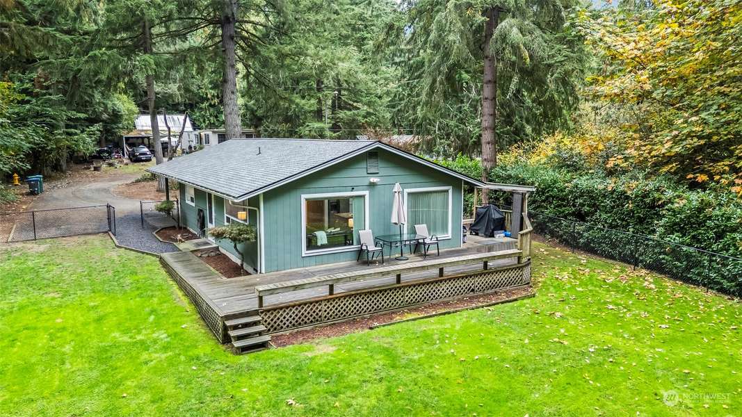 3037 Hillside DR NE, Bremerton, WA 98310