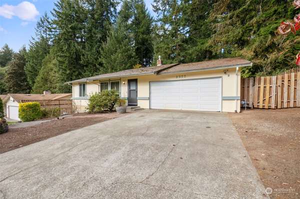 2377 Red Spruce DR SE, Port Orchard, WA 98366