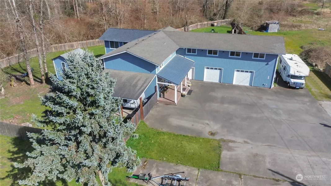 409 Leber ST NE, Orting, WA 98360