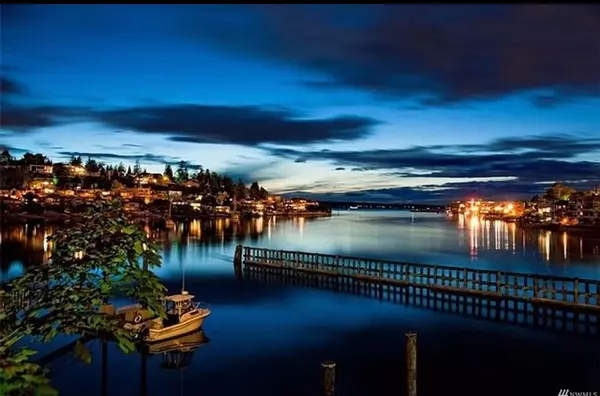 3510 W Commodore WAY, Seattle, WA 98199