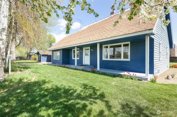 8209 Wide Hollow RD, Yakima, WA 98908