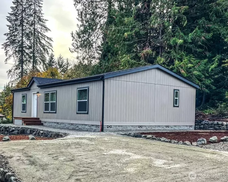 221 E Wood LN, Shelton, WA 98584