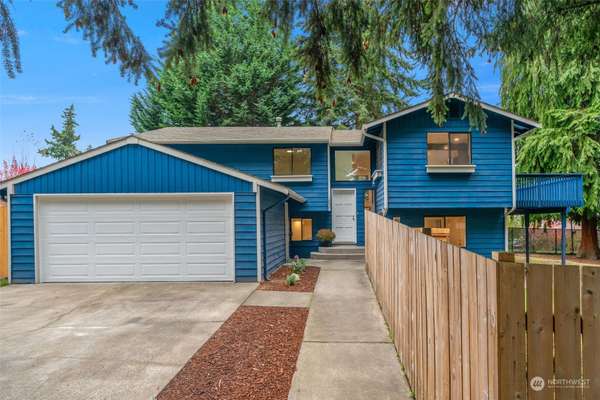 18021 2nd PL S, Burien, WA 98148