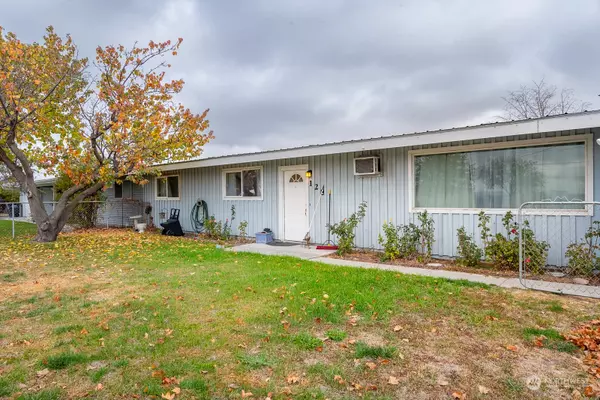 128 Schilling DR,  Moses Lake,  WA 98837