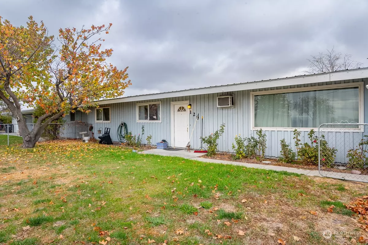 Moses Lake, WA 98837,128 Schilling DR