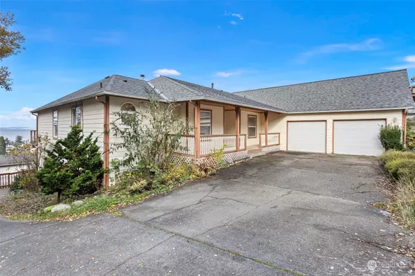 184 Melissa ST, Camano Island, WA 98282