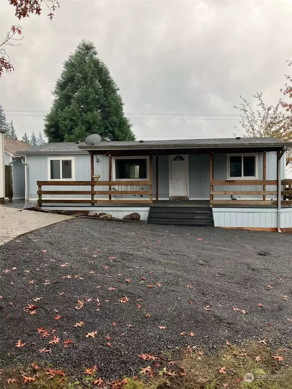 1002 Stella RD, Longview, WA 98632