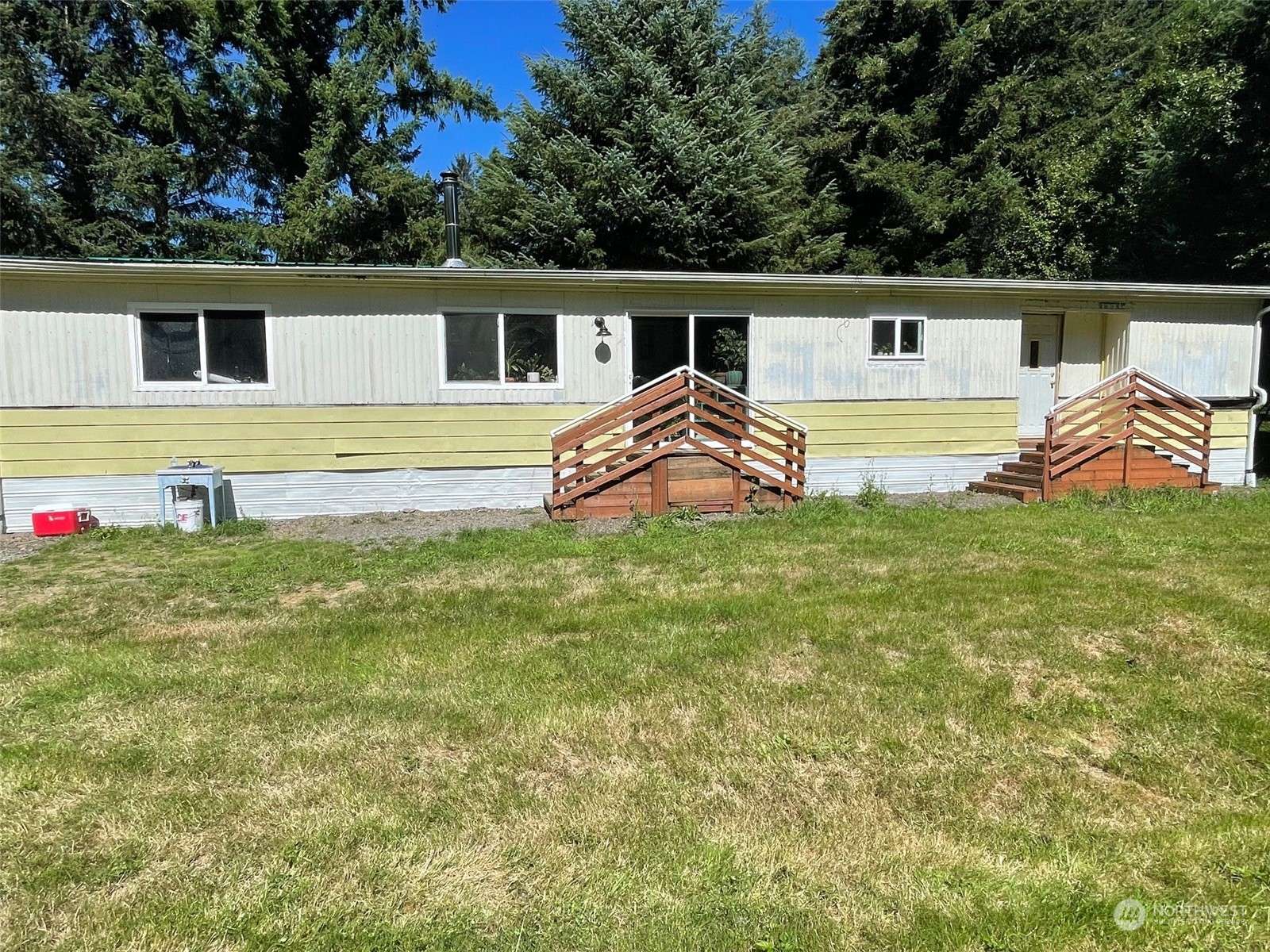1045 Page RD, Forks, WA 98331