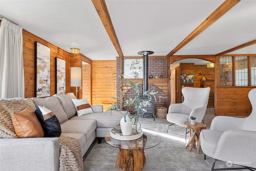 288 Torrence LN, Oak Harbor, WA 98277