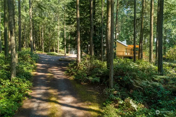 105 Janine PL, Friday Harbor, WA 98250