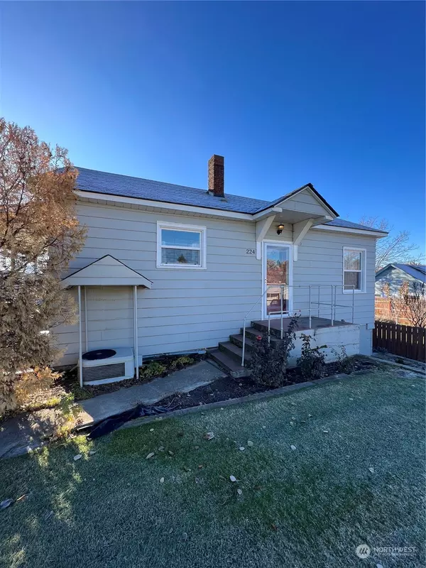 224 Dewberry E, Omak, WA 98841