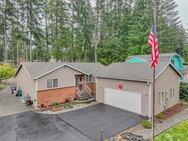 360 E Penzance RD, Shelton, WA 98584