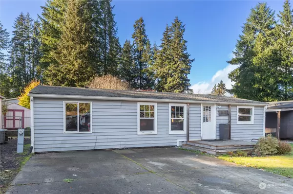 9110 Steele Creek LOOP NE, Bremerton, WA 98311