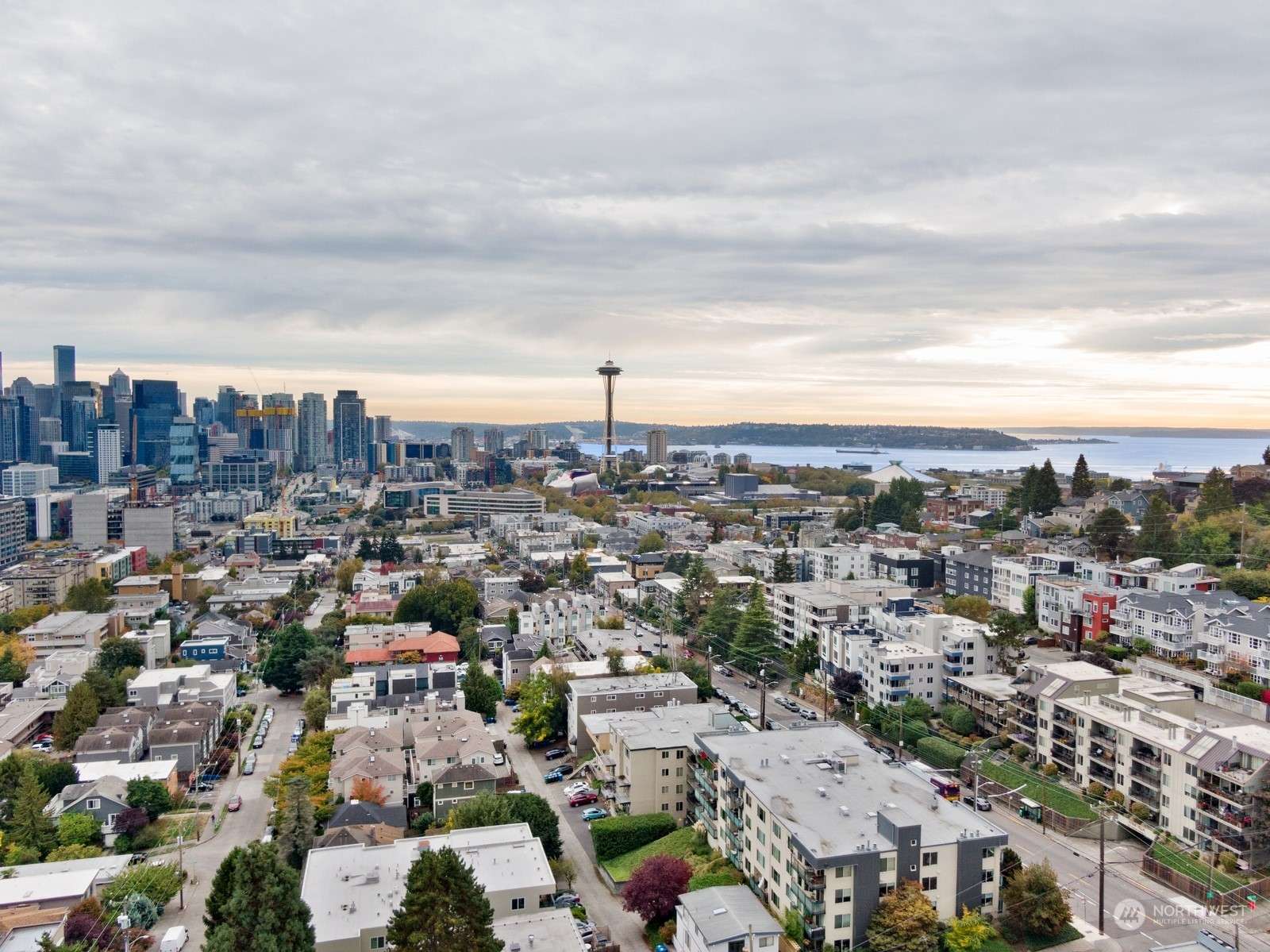 1250 Taylor AVE N #204, Seattle, WA 98109