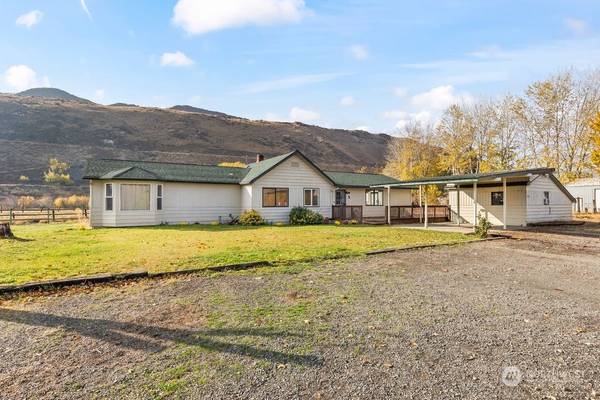 870 Craig RD, Naches, WA 98937