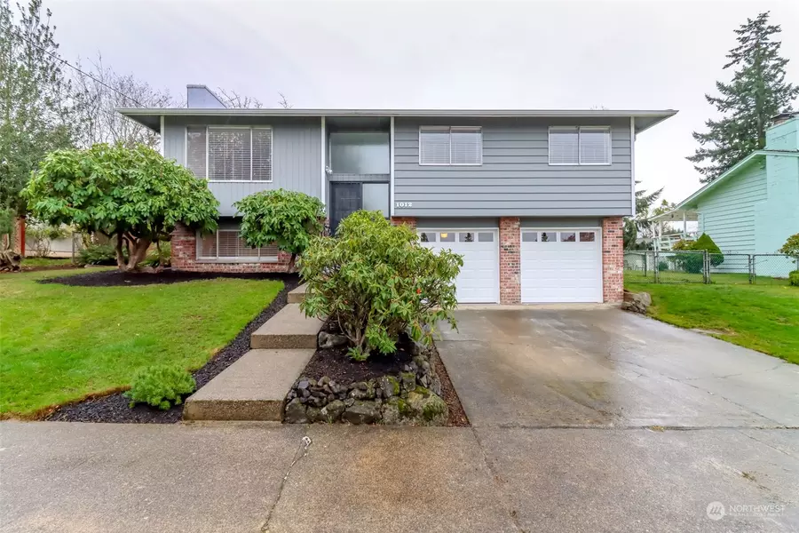 1012 E Laurel ST, Kent, WA 98030