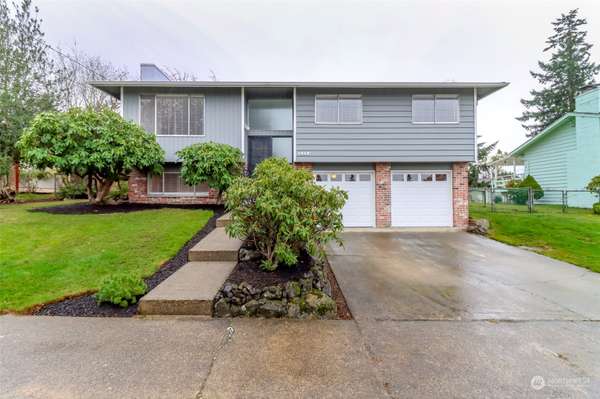 1012 E Laurel ST, Kent, WA 98030