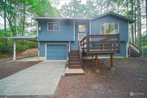 401 NE Matthew DR, Belfair, WA 98528