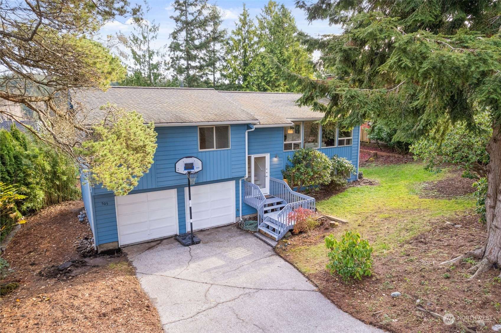 505 Cypress RD, Bellingham, WA 98225