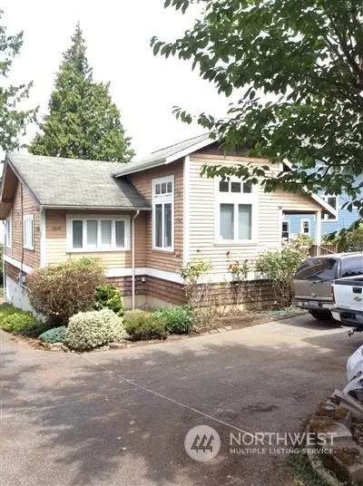 16929 Maplewild AVE SW, Burien, WA 98166