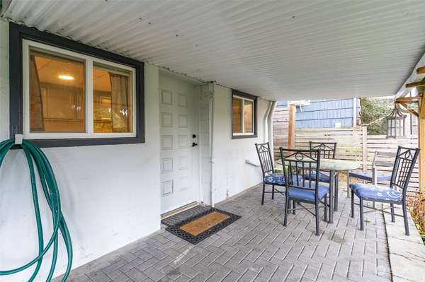 3234 35th AVE W #Lower, Seattle, WA 98199