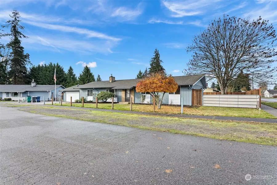 9110 56th AVE NE, Marysville, WA 98270