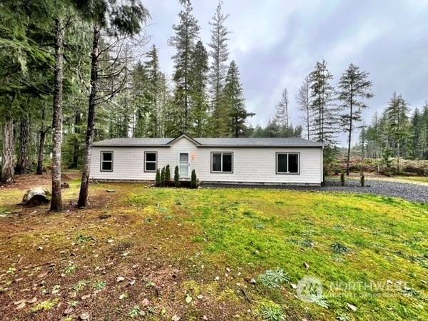 60 NE Rhody LN, Tahuya, WA 98588