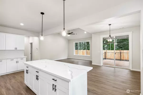Hoquiam, WA 98550,3108 Sanderling DR
