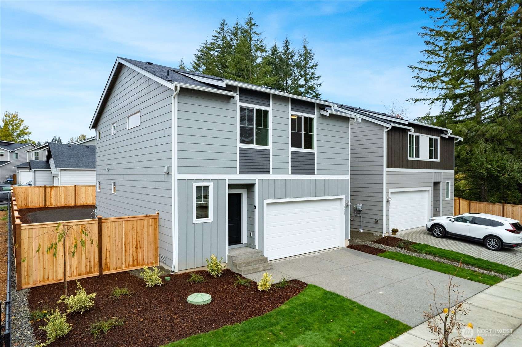 2413 Mookie LN NE, Lacey, WA 98516