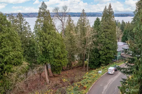 Blaine, WA 98230,5360 Canvasback LOOP