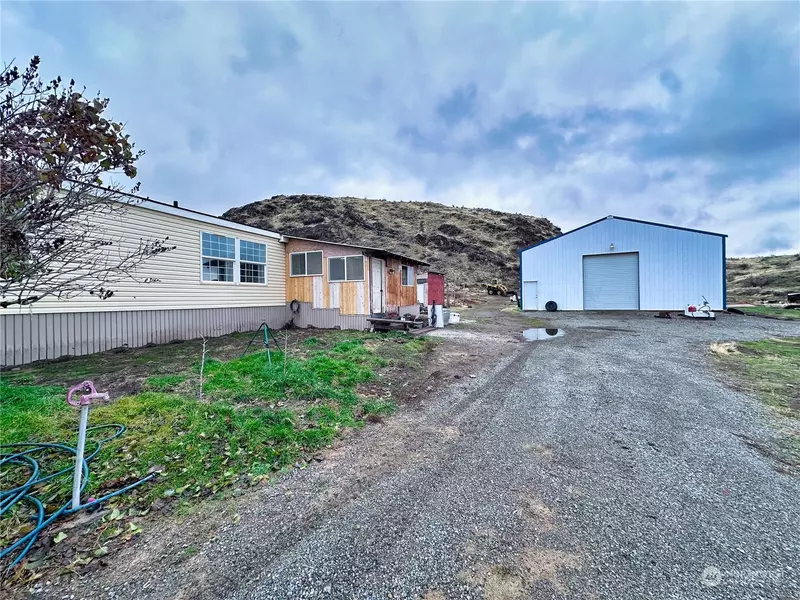 147 Riverside Cutoff RD, Riverside, WA 98849