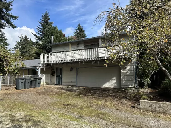 370 NE Larson, Belfair, WA 98528