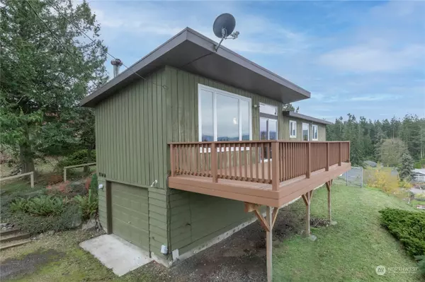 100 S Rhododendron DR, Port Townsend, WA 98368