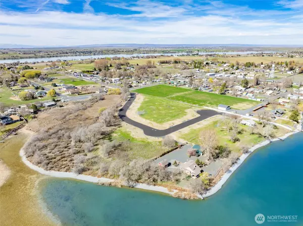 Moses Lake, WA 98837,21 Valley Road NE #21