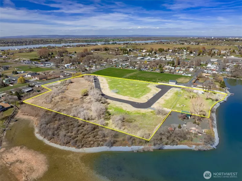 22 Valley Road NE #22, Moses Lake, WA 98837