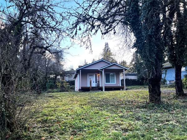 821 Thomas AVE, Shelton, WA 98584