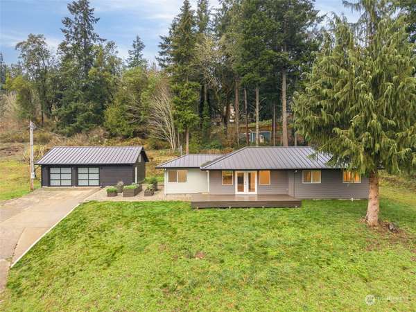 18505 Mounts RD SW, Dupont, WA 98327