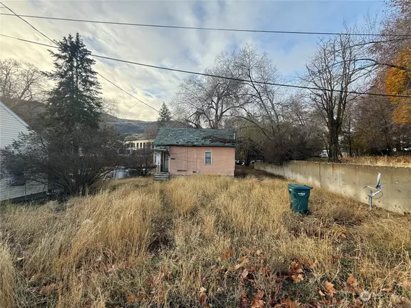 109 Prims PL, Grand Coulee, WA 99133