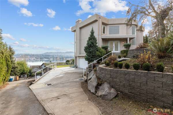 3728 East Mercer WAY, Mercer Island, WA 98040