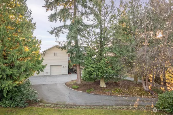 Sequim, WA 98382,203 Redwing DR